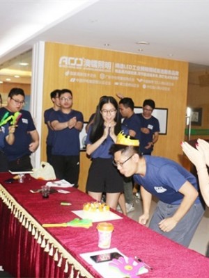 澳鐳員工生日會?|?夏日炎炎，甜醉滿滿，我們一起過生日！