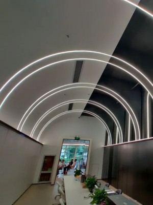 每年產(chǎn)出上千款新品！線形照明到底有多火？